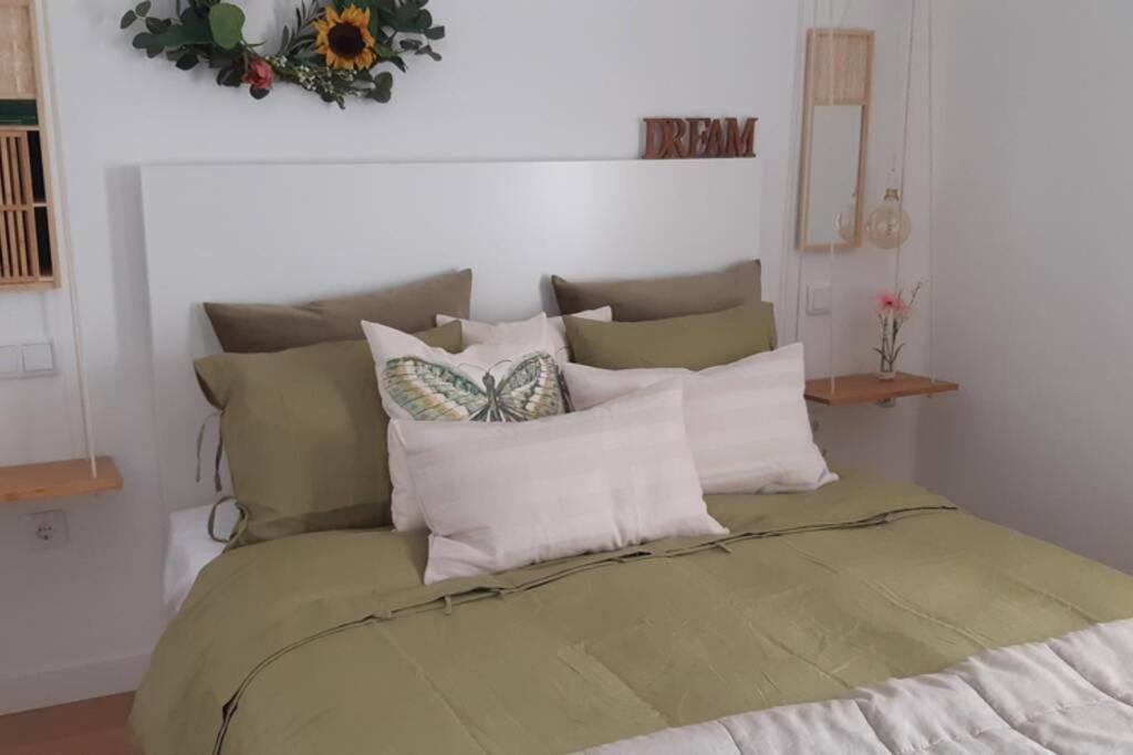 Sg Apartamentos La Casa De Carlos Vut47-229 Вальядолід Екстер'єр фото
